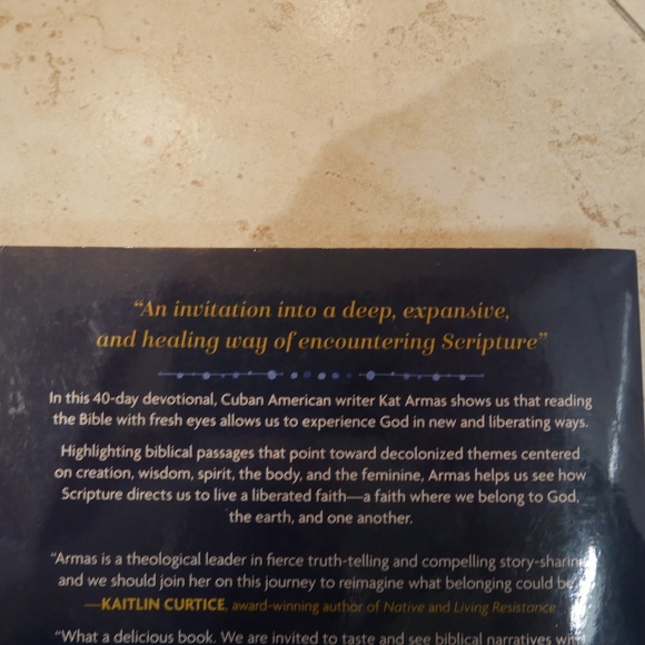 Sacred Belonging - A 40 Day Devotional by Kat Armas (2023)~ - Picture 5 of 10